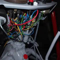 Ile kosztuje wymiana instalacji elektrycznej w ciągniku? Sprawdź ceny i czynniki wpływające na koszty