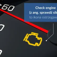 Żółta kontrolka check engine, oznaczająca konieczność sprawdzenia silnika, świeci się na desce rozdzielczej.