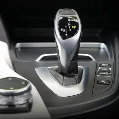 Co ile wymiana oleju w skrzyni S-tronic? Uniknij kosztownych napraw