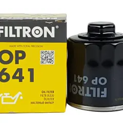 Filtr oleju Filtron OP 641 i jego opakowanie.