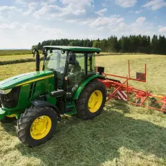 Jaki ciągnik jest najlepszy? Odkryj modele, które nie zawodzą