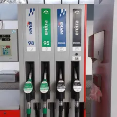 Efecta 95 benzyna czy diesel – co wybrać dla lepszej wydajności?