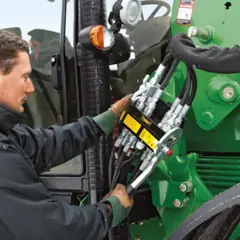 Co sprawdzają podczas badania technicznego ciągnika rolniczego?