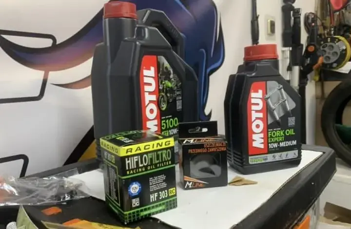 Motul 510 – najlepszy olej do silników 2-suwowych, który warto mieć