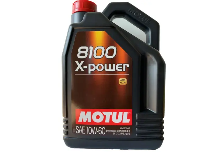 Motul 10W60 - najlepszy olej do silników sportowych i wyścigowych