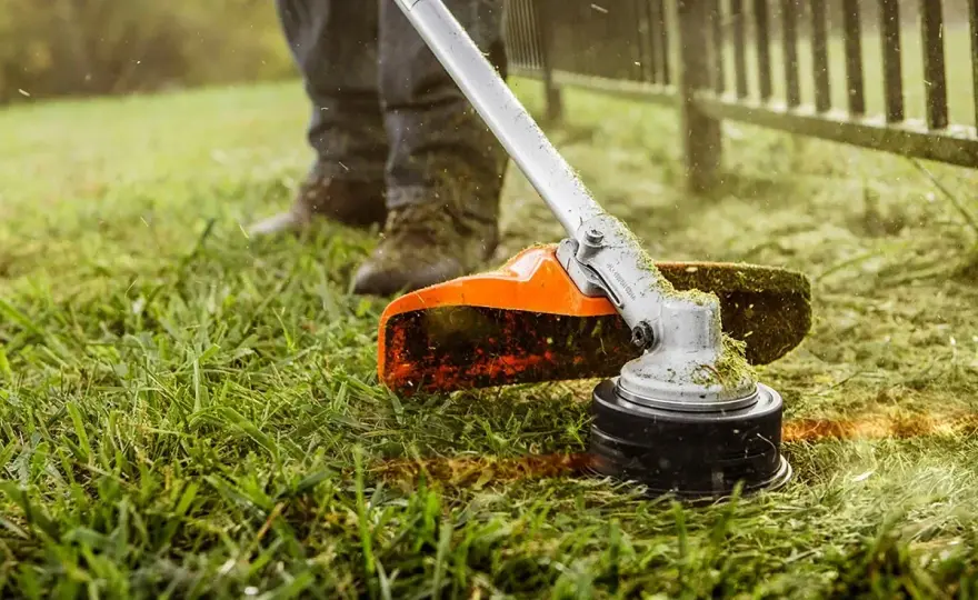 Kosa spalinowa - Jak wybrać? Poradnik (Stihl, Husqvarna)