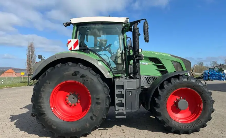 Fendt 828 Vario - Czy to ciągnik dla Twojego gospodarstwa?