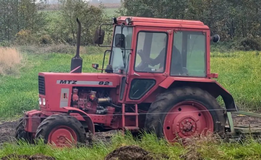 Ciągnik Belarus 820 - Czy to traktor dla Ciebie?