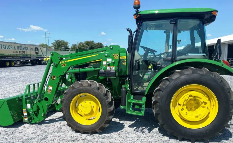 John Deere 5075E - 75 KM bez DPF. Traktor użytkowy dla Ciebie?